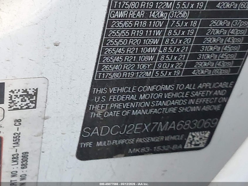 2021 Jaguar F-pace VIN SADCJ2EX7MA683069 IAAI salvage auction — BIO HAZARD, Salvage (Louisiana), sold $2,350 on 2026-07-27 (photo 9)