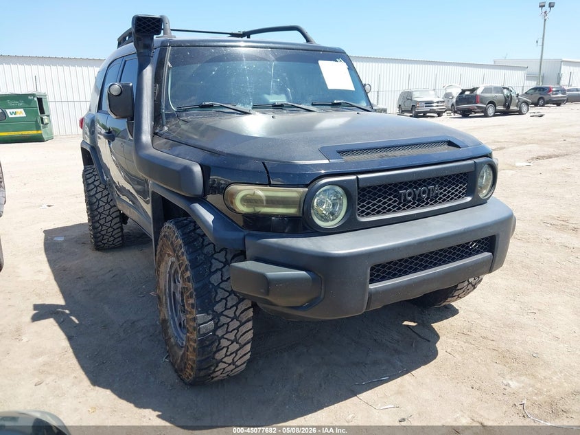 2008 Toyota Fj cruiser VIN JTEBU11F680104604 IAAI salvage auction — LEFT & RIGHT, Clear (Oklahoma), sold $5,200 on 2026-07-08 (photo 1)