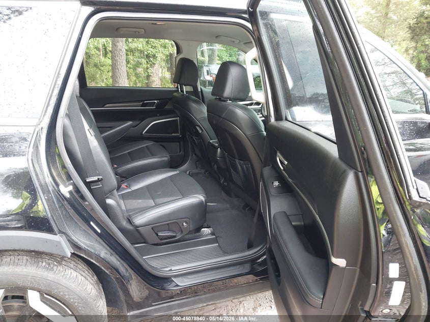 2023 Kia Telluride VIN 5XYP64GC8PG376101 IAAI salvage auction — FRONT END, Salvage (Virginia), sold $375 on 2026-07-28 (photo 8)