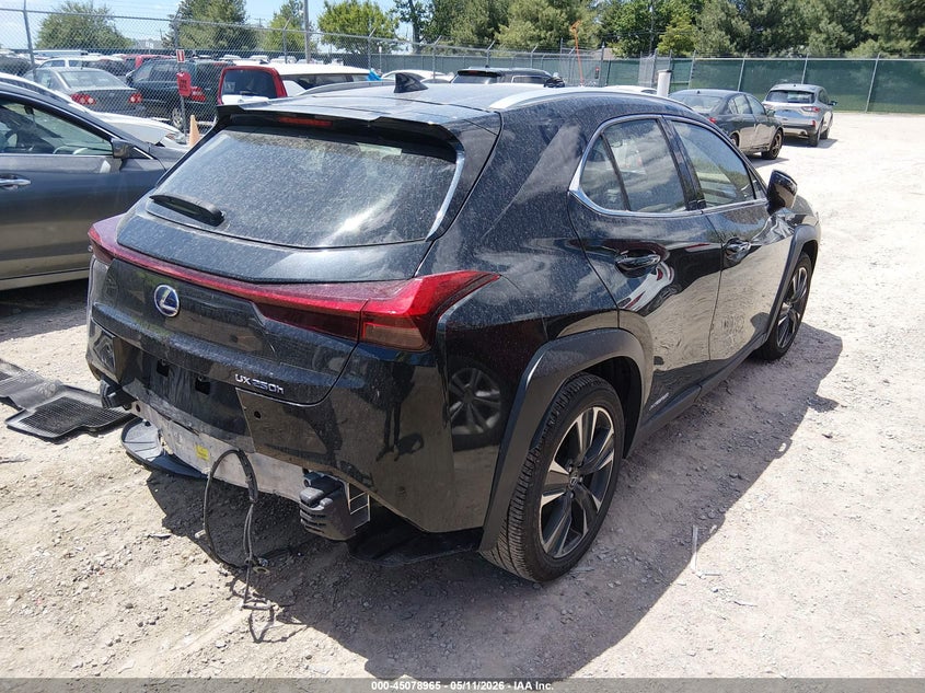 2020 Lexus Ux VIN JTHX9JBH0L2027123 IAAI salvage auction — REAR END, Salvage (Kentucky), sold $10,650 on 2026-07-20 (photo 4)