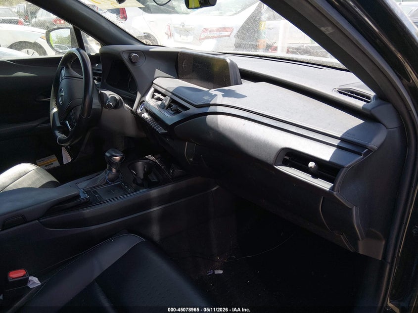 2020 Lexus Ux VIN JTHX9JBH0L2027123 IAAI salvage auction — REAR END, Salvage (Kentucky), sold $10,650 on 2026-07-20 (photo 5)