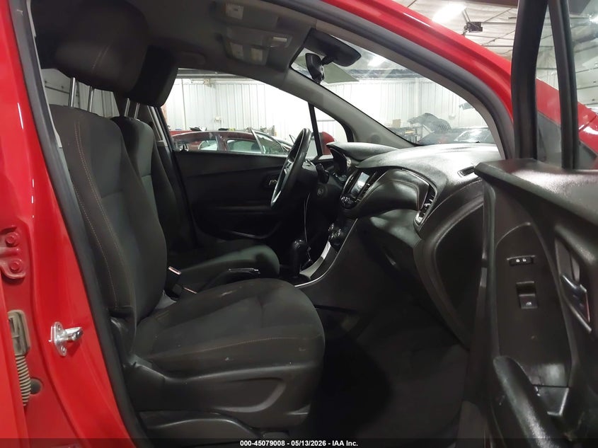 2020 Chevrolet Trax VIN KL7CJKSB6LB351912 IAAI salvage auction — FRONT END, Salvage Title, sold $350 on 2026-07-21 (photo 5)