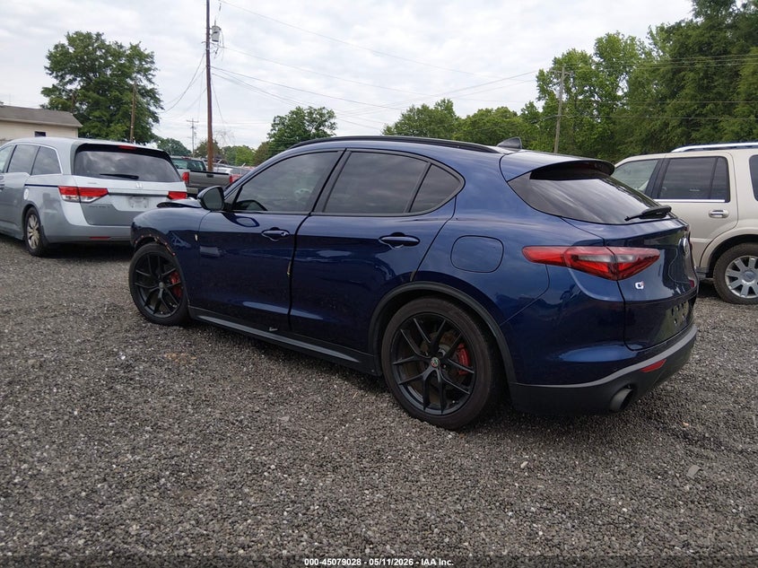 2018 Alfa romeo Stelvio VIN ZASFAKNN2J7B90083 IAAI salvage auction — FRONT END, Salvage (South Carolina), sold $1,650 on 2026-08-18 (photo 3)