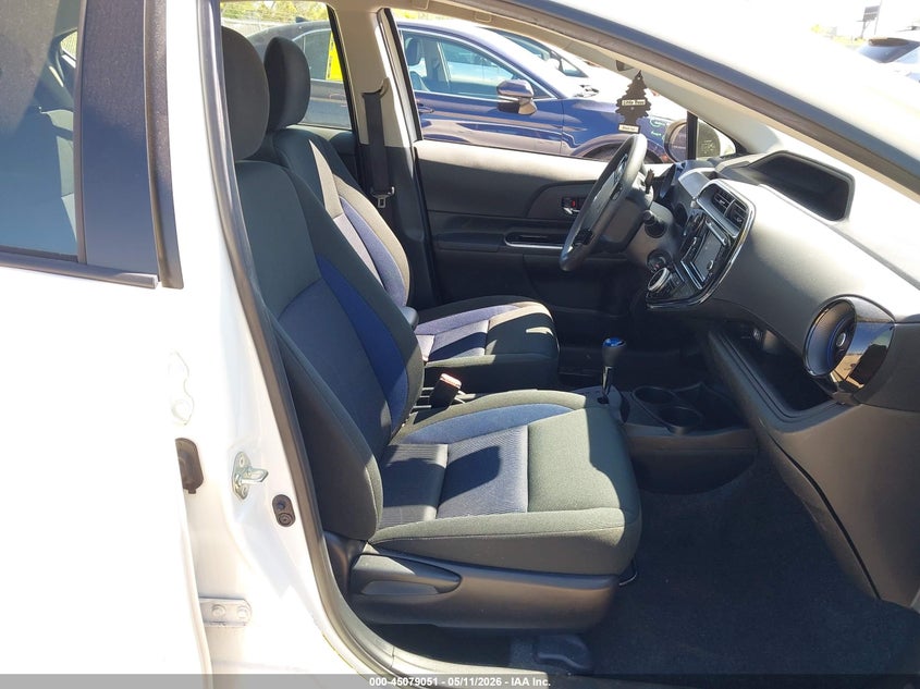 2018 Toyota Prius c VIN JTDKDTB31J1615383 IAAI salvage auction — WATER/FLOOD, Salvage (Illinois), sold $5,500 on 2026-07-24 (photo 5)
