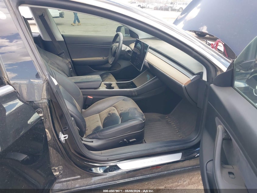2018 Tesla Model 3 VIN 5YJ3E1EB8JF127192 IAAI salvage auction — LEFT SIDE, Salvage (Texas), sold $4,575 on 2026-07-28 (photo 5)