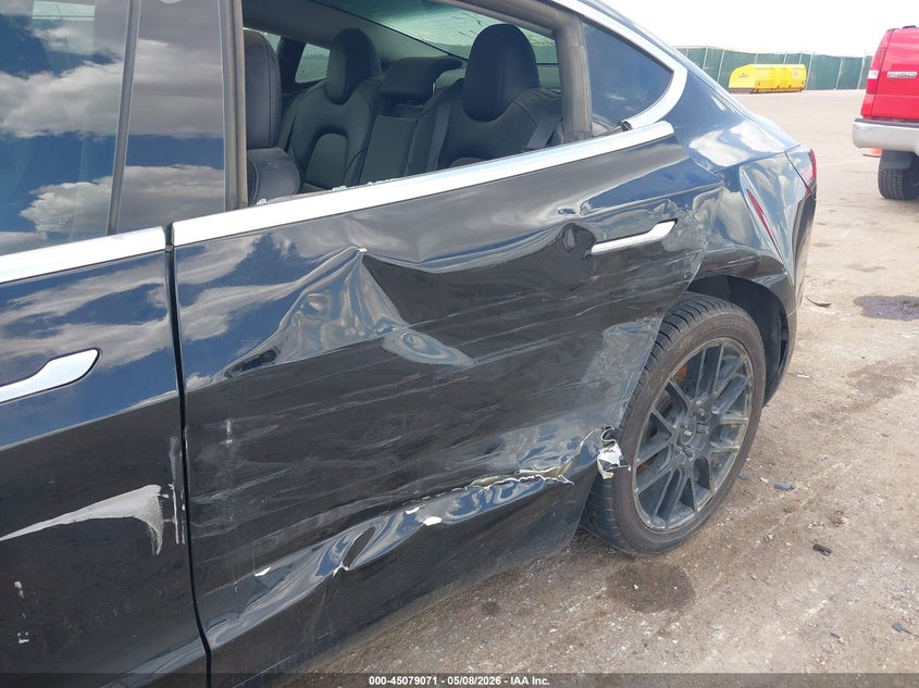 2018 Tesla Model 3 VIN 5YJ3E1EB8JF127192 IAAI salvage auction — LEFT SIDE, Salvage (Texas), sold $4,575 on 2026-07-28 (photo 6)