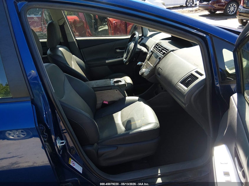 2013 Toyota Prius v VIN JTDZN3EU1D3211184 IAAI salvage auction — FRONT END, Salvage (Missouri), sold $2,200 on 2026-07-22 (photo 5)