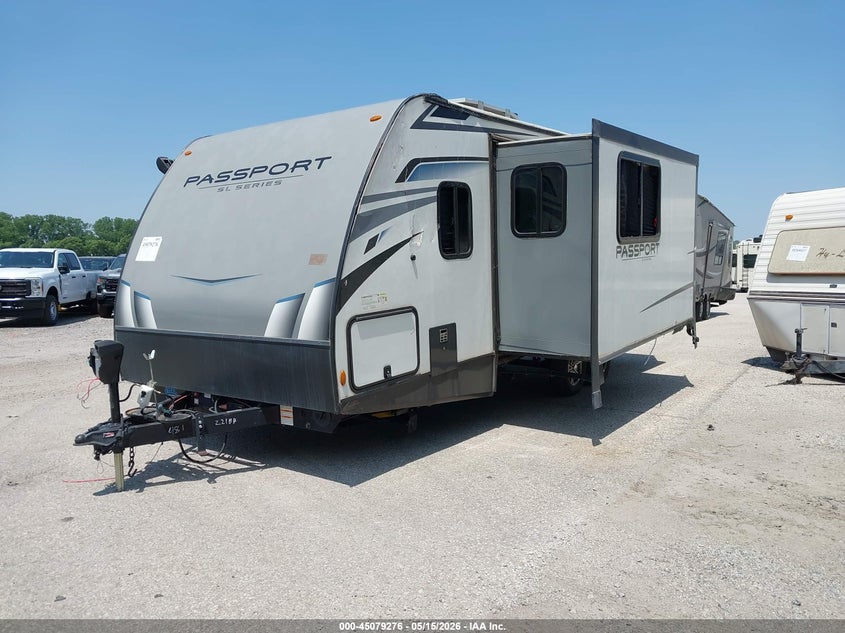 2022 Keys 221bh VIN 4YDTPPK20NK413481 IAAI salvage auction — ROLLOVER, Salvage (Kansas), sold $2,250 on 2026-08-26 (photo 2)