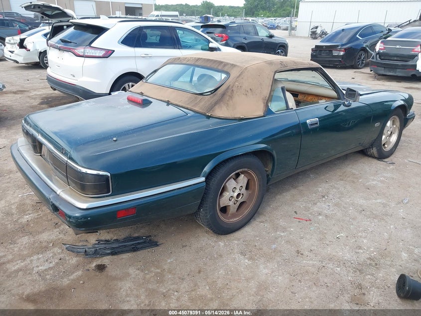 1995 Jaguar Xjs VIN SAJNX2749SC196318 IAAI salvage auction — LEFT SIDE, Clear (Oklahoma), sold $1,750 on 2026-07-15 (photo 4)