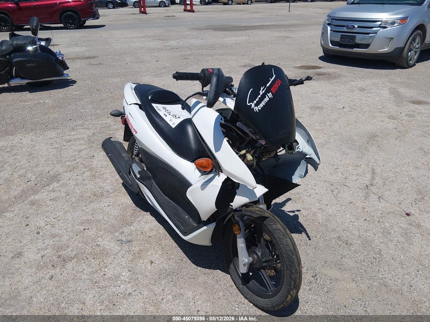 2011 Honda Pcx VIN MLHJF2808B5002536 IAAI salvage auction — FRONT END, Salvage (Texas), sold $100 on 2026-07-08 (photo 1)