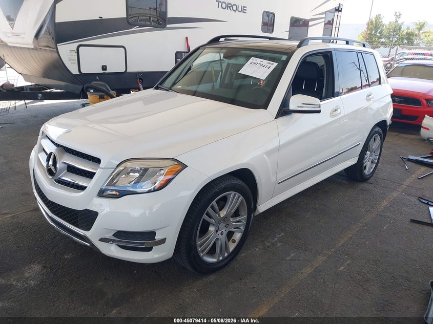 2015 Mercedes-benz Glk-klasse VIN WDCGG5HB0FG413544 IAAI salvage auction — SIDE, Salvage (California), sold $5,575 on 2026-07-14 (photo 2)