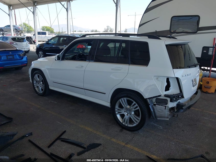 2015 Mercedes-benz Glk-klasse VIN WDCGG5HB0FG413544 IAAI salvage auction — SIDE, Salvage (California), sold $5,575 on 2026-07-14 (photo 3)