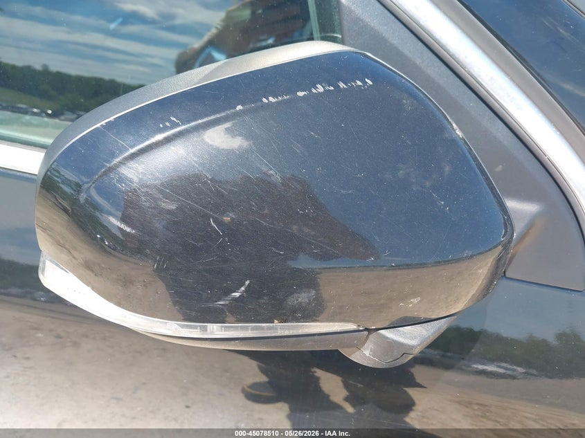 2015 Volvo S60 VIN YV1612TC8F2307383 IAAI salvage auction — UNKNOWN, Salvage Title, sold $325 on 2026-08-11 (photo 6)