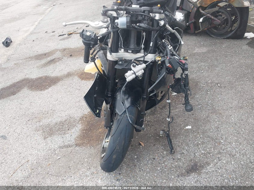 2021 Yamaha Yzf VIN JYARN66E6MA001468 IAAI salvage auction — FRONT END, Salvage Title, sold $2,225 on 2026-08-25 (photo 5)