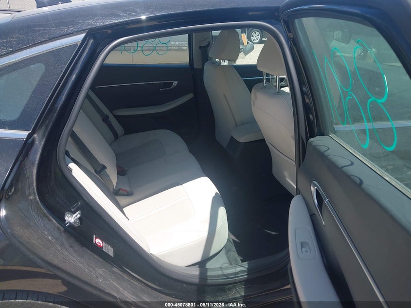 2022 Hyundai Sonata VIN KMHL24JA4NA230725 IAAI salvage auction — HAIL, Salvage (Wisconsin), sold $5,875 on 2026-07-08 (photo 8)