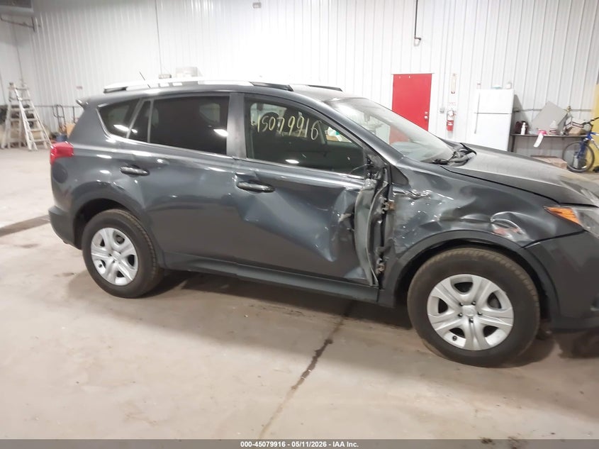 2014 Toyota Rav 4 VIN JTMBFREV3ED079325 IAAI salvage auction — RIGHT SIDE, Salvage (Minnesota), sold $725 on 2026-07-22 (photo 6)