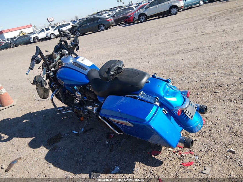 2010 Harley-davidson Flhx VIN 1HD1KB433AB634924 IAAI salvage auction — FRONT & REAR, Salvage (Arizona), sold $450 on 2026-07-07 (photo 3)