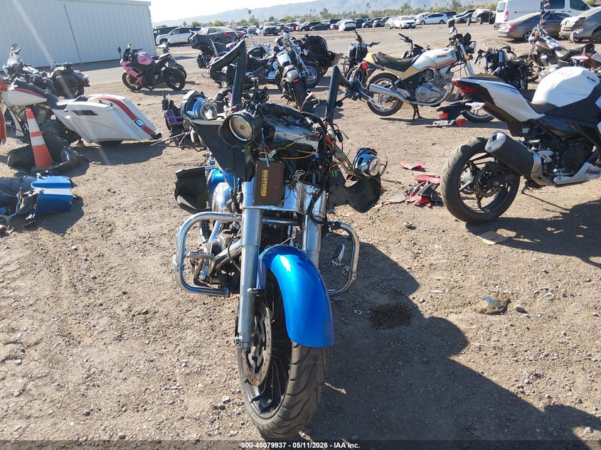 2010 Harley-davidson Flhx VIN 1HD1KB433AB634924 IAAI salvage auction — FRONT & REAR, Salvage (Arizona), sold $450 on 2026-07-07 (photo 5)