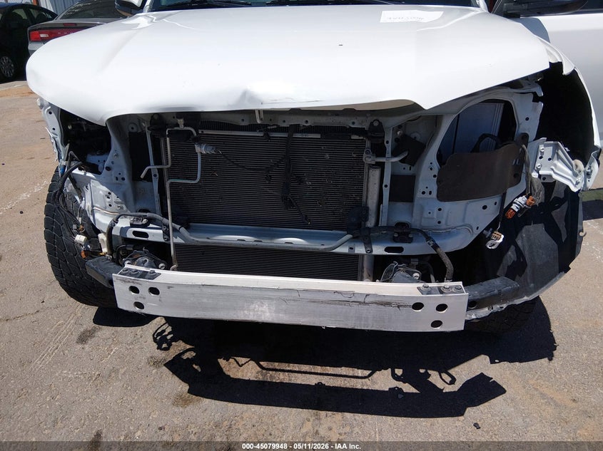 2021 Toyota 4runner VIN JTENU5JR7M5855965 IAAI salvage auction — FRONT END, Salvage Title, sold $16,700 on 2026-08-01 (photo 6)