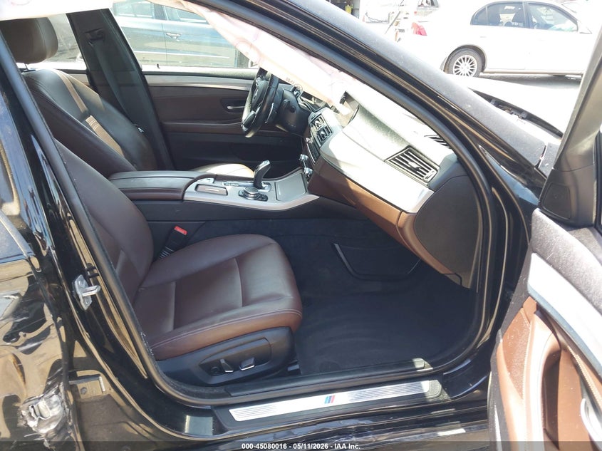 2016 BMW 5er VIN WBA5A7C59GG144907 IAAI salvage auction — SIDE, Salvage (California), sold $5,600 on 2026-07-30 (photo 5)