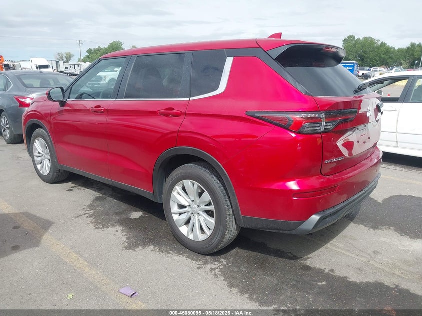 2025 Mitsubishi Outlander VIN JA4J4UA80SZ056906 IAAI salvage auction — RIGHT SIDE, Salvage (Utah), sold $7,050 on 2026-07-30 (photo 3)