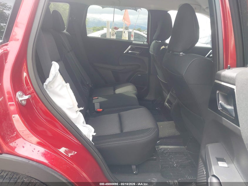 2025 Mitsubishi Outlander VIN JA4J4UA80SZ056906 IAAI salvage auction — RIGHT SIDE, Salvage (Utah), sold $7,050 on 2026-07-30 (photo 8)