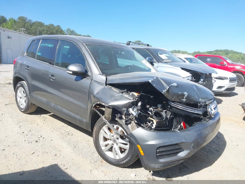 2013 Volkswagen Tiguan VIN WVGAV3AX1DW608286 IAAI salvage auction — FRONT END, Salvage (Idaho), sold $400 on 2026-07-07 (photo 1)