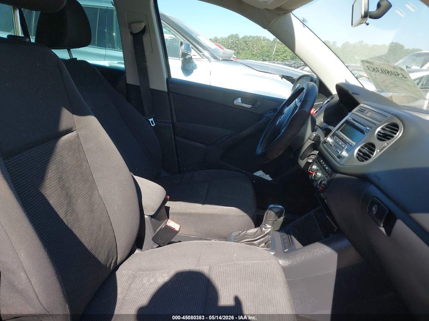 2013 Volkswagen Tiguan VIN WVGAV3AX1DW608286 IAAI salvage auction — FRONT END, Salvage (Idaho), sold $400 on 2026-07-07 (photo 5)