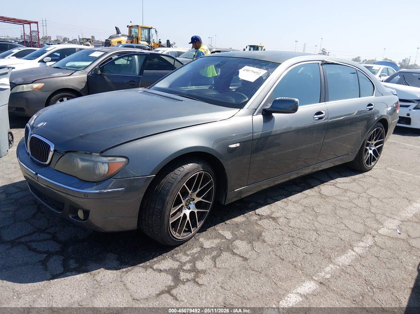 2006 BMW 7 series VIN WBAHN83566DT28189 IAAI salvage auction — THEFT, Salvage (California), sold $300 on 2026-07-16 (photo 2)