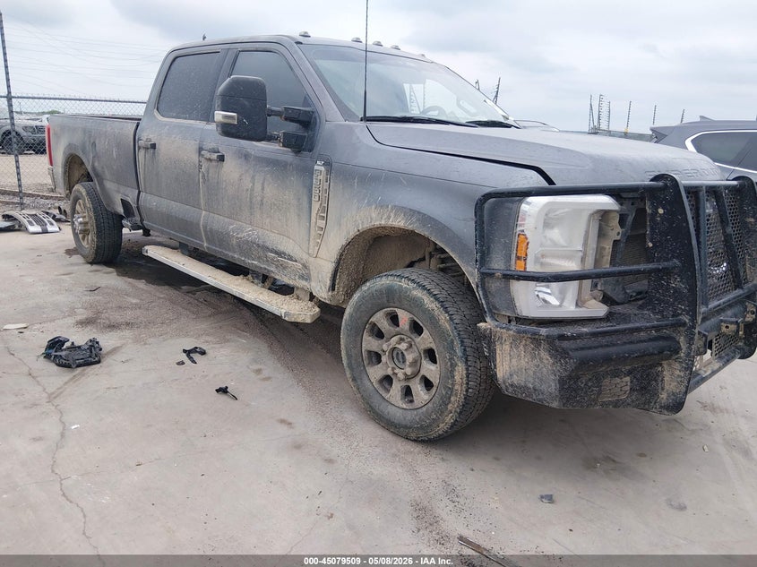 2024 Ford F350 VIN 1FT8W3BT8RED40684 — IAAI salvage auction photo
