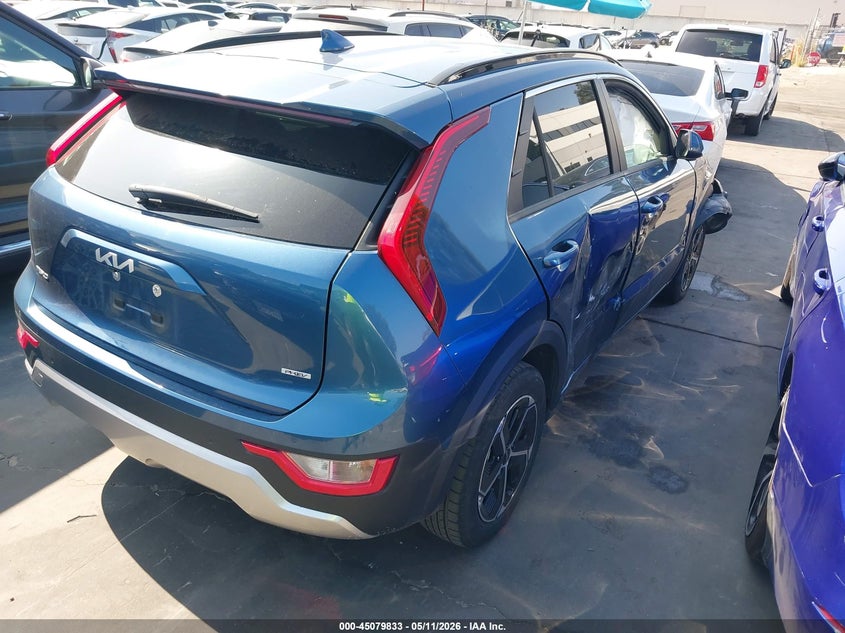 2023 Kia Niro VIN KNDCS3LF4P5049465 IAAI salvage auction — RIGHT FRONT, Salvage Title, sold $4,775 on 2026-07-08 (photo 4)