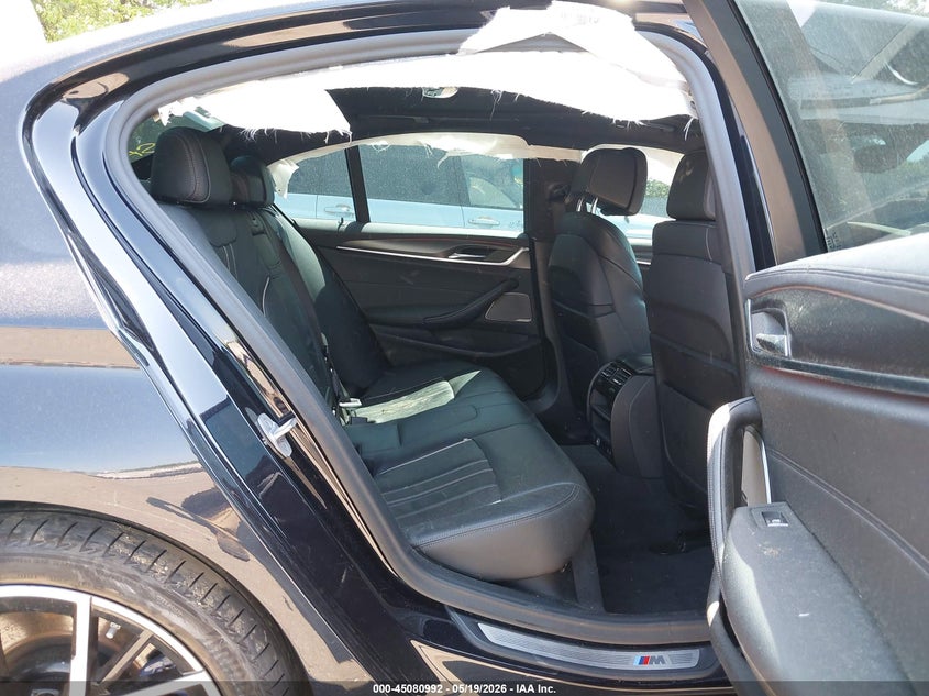2021 BMW 5er VIN WBA13BK09MCG98116 IAAI salvage auction — FRONT END, Mv-907A (New York), sold $12,200 on 2026-08-13 (photo 8)