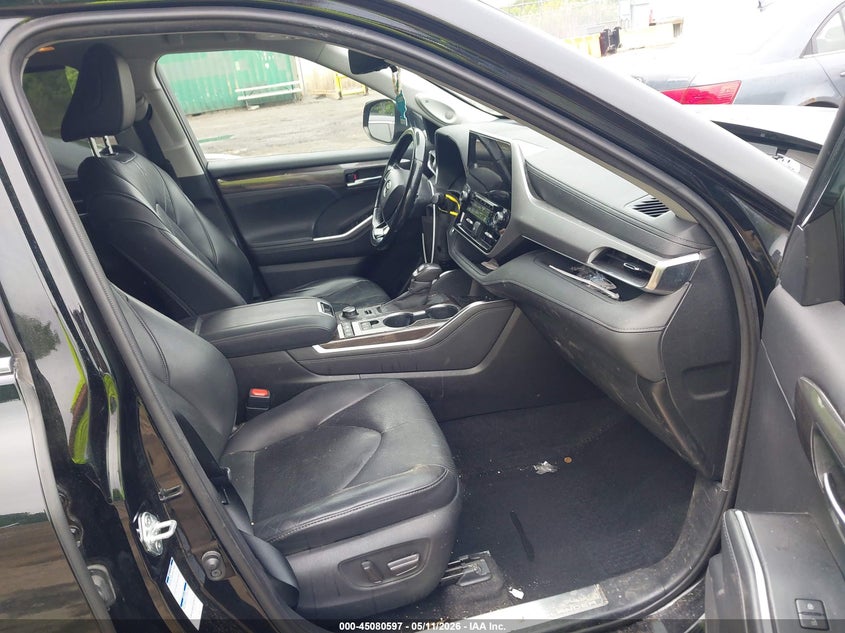 2020 Toyota Highlander VIN 5TDFZRBH7LS031402 IAAI salvage auction — RIGHT FRONT, Salvage - 75% Or Less (Maryland), sold $3,050 on 2026-07-21 (photo 5)