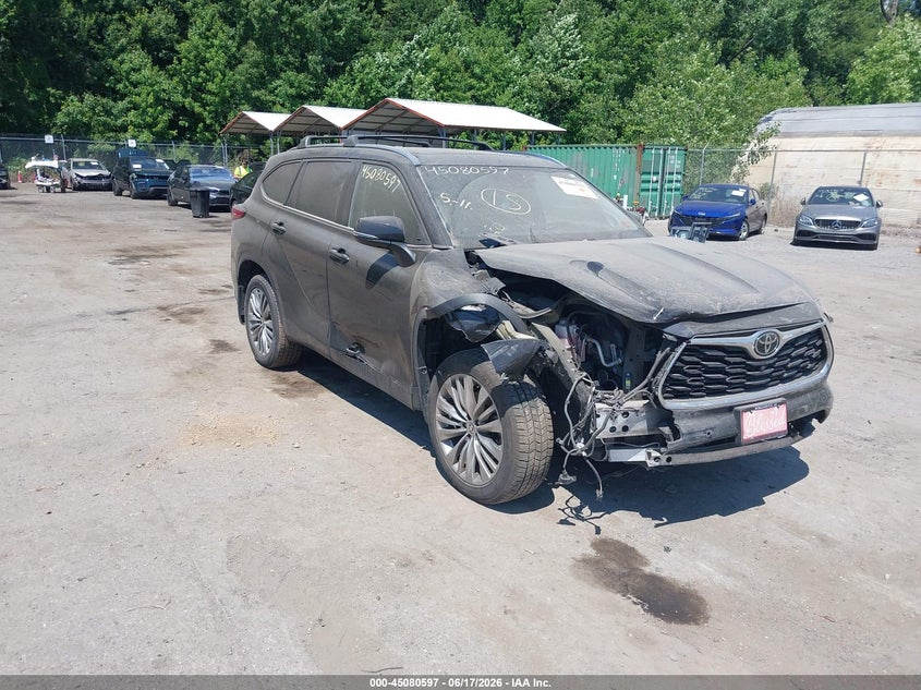 2020 Toyota Highlander VIN 5TDFZRBH7LS031402 IAAI salvage auction — RIGHT FRONT, Salvage - 75% Or Less (Maryland), sold $3,050 on 2026-07-21 (photo 1)