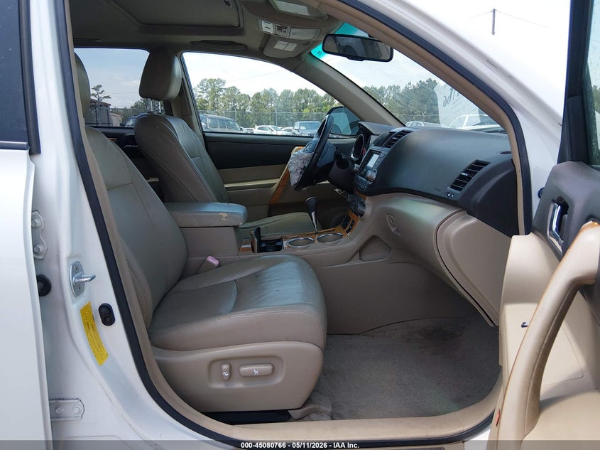 2009 Toyota Highlander hybrid VIN JTEEW44AX92031591 IAAI salvage auction — FRONT END, Salvage (Georgia), sold $750 on 2026-07-17 (photo 5)