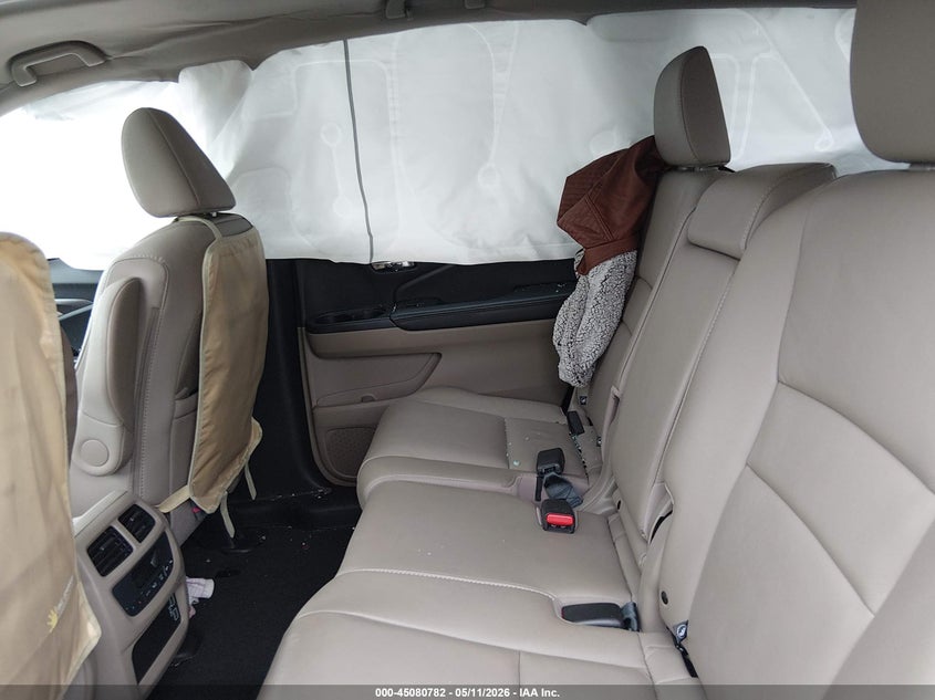 2020 Honda Pilot VIN 5FNYF5H58LB015303 IAAI salvage auction — FRONT & REAR, Salvage (New Jersey), sold $3,350 on 2026-07-24 (photo 8)