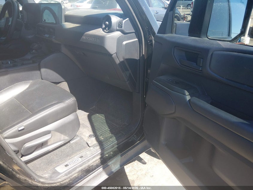 2025 Toyota Land cruiser VIN JTEABFAJ9SK039083 IAAI salvage auction — REAR END, Salvage (South Carolina), sold $28,900 on 2026-07-27 (photo 5)