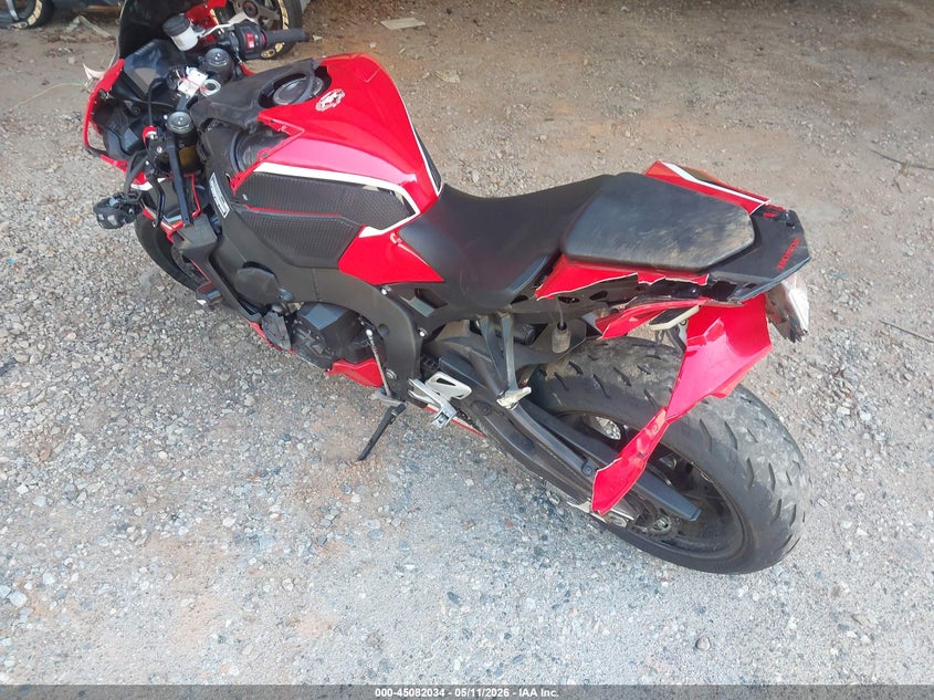 2017 Honda Cbr VIN JH2SC7719HK000142 IAAI salvage auction — FRONT & REAR, Salvage (Georgia), sold $3,050 on 2026-07-22 (photo 3)