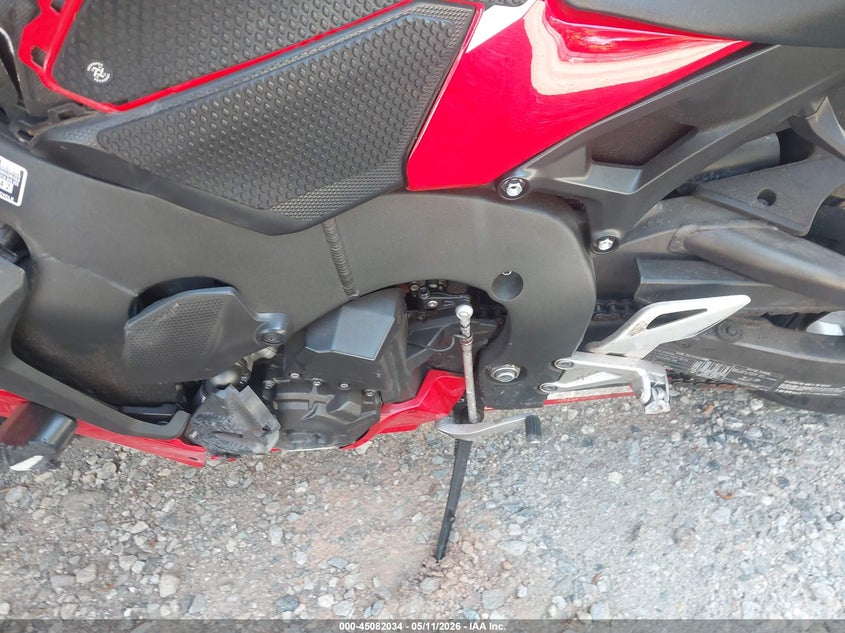 2017 Honda Cbr VIN JH2SC7719HK000142 IAAI salvage auction — FRONT & REAR, Salvage (Georgia), sold $3,050 on 2026-07-22 (photo 9)