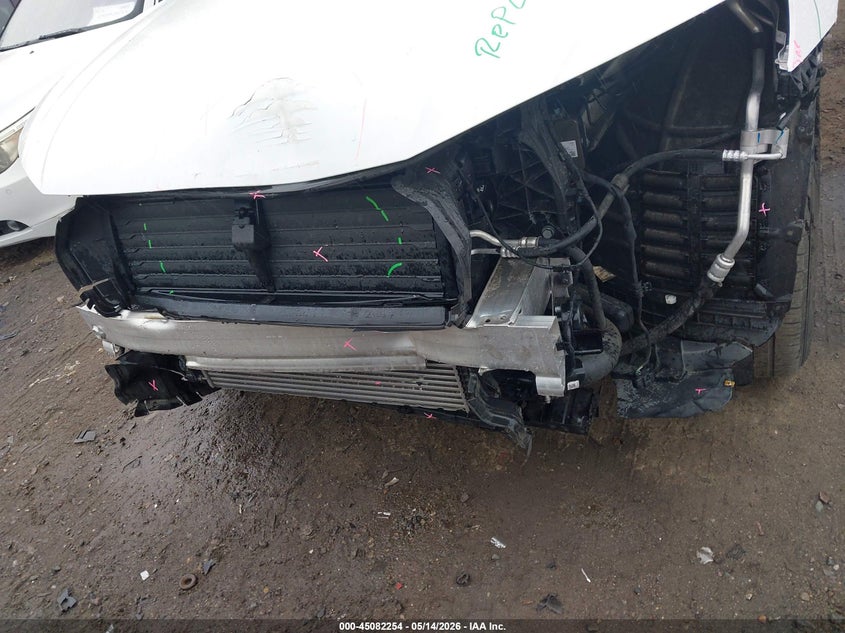 2021 Audi Q5 VIN WA1AAAFY0M2021651 IAAI salvage auction — FRONT END, Salvage (Massachusetts), sold $8,800 on 2026-07-28 (photo 6)
