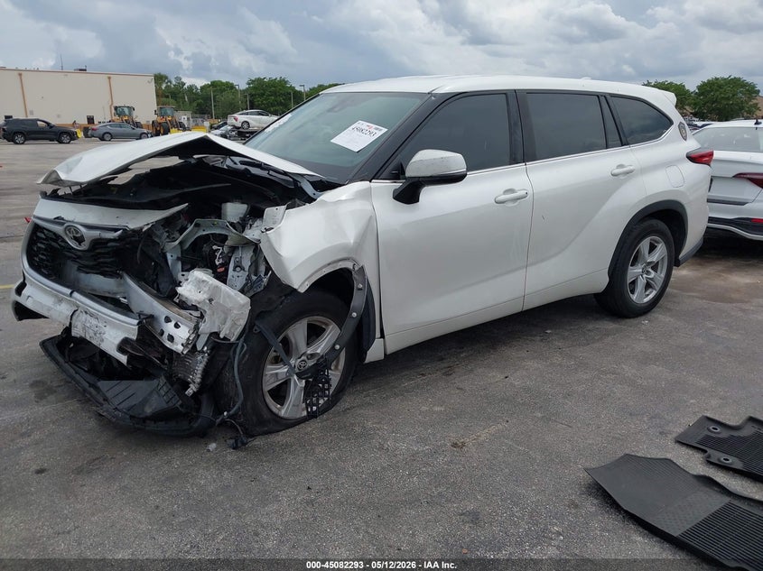 2021 Toyota Highlander VIN 5TDZZRAH6MS055173 IAAI salvage auction — FRONT END, Certificate Of Destruction (Florida), sold $9,250 on 2026-07-23 (photo 2)