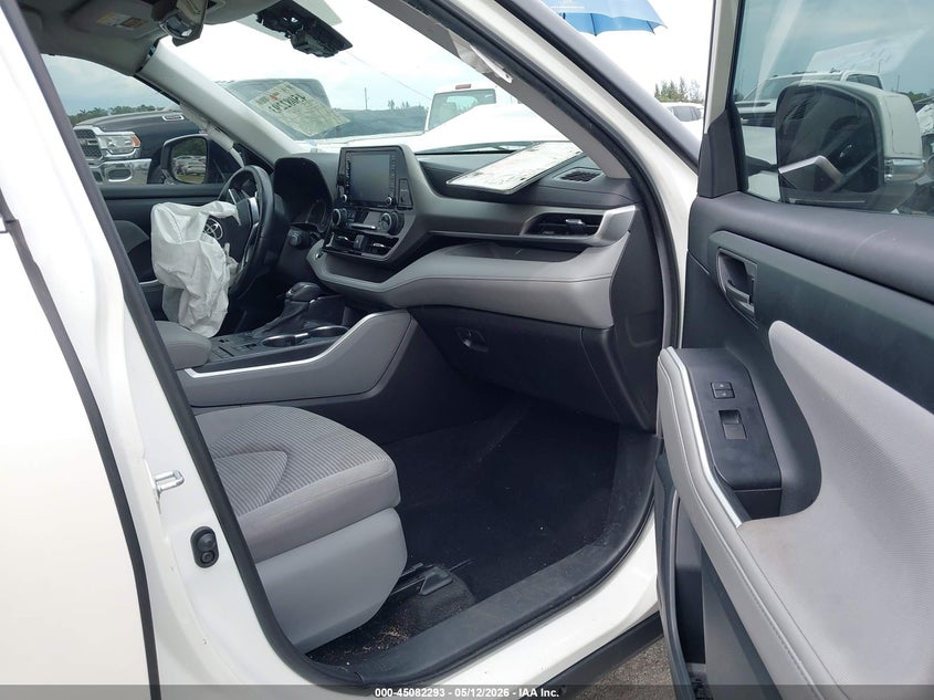 2021 Toyota Highlander VIN 5TDZZRAH6MS055173 IAAI salvage auction — FRONT END, Certificate Of Destruction (Florida), sold $9,250 on 2026-07-23 (photo 5)