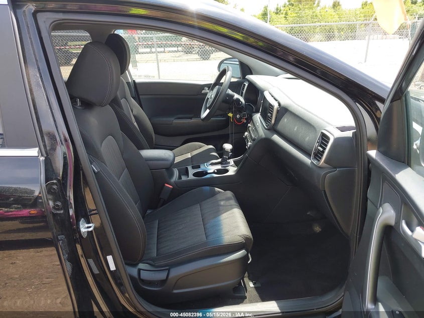 2022 Kia Sportage VIN KNDPMCAC8N7974482 IAAI salvage auction — LEFT SIDE, Salvage Title, sold $6,500 on 2026-07-24 (photo 5)