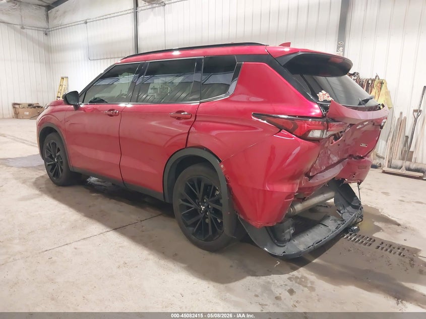 2024 Mitsubishi Outlander VIN JA4J4WA88RZ087472 IAAI salvage auction — REAR END, Regular (South Dakota), sold $11,225 on 2026-07-28 (photo 3)