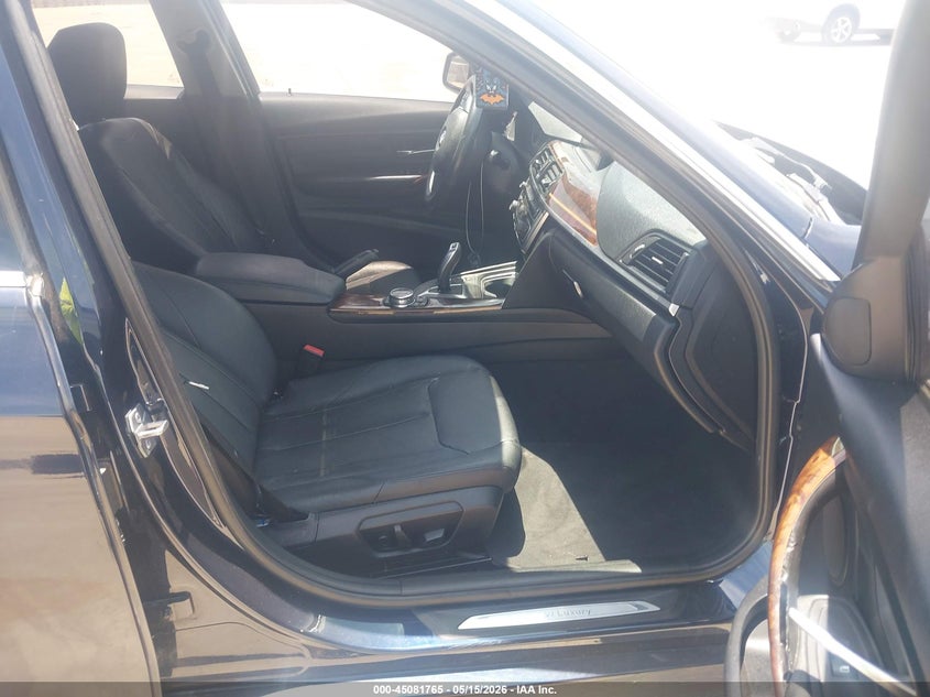 2014 BMW VIN WBA3B3G51ENR83448 IAAI salvage auction — WATER/FLOOD, Salvage (Texas), sold $350 on 2026-07-31 (photo 5)