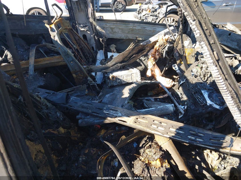 2018 Mercedes-benz VIN WDC0G6EB2JF396059 IAAI salvage auction — TOTAL BURN, Salvage (Pennsylvania), sold $50 on 2026-07-27 (photo 5)