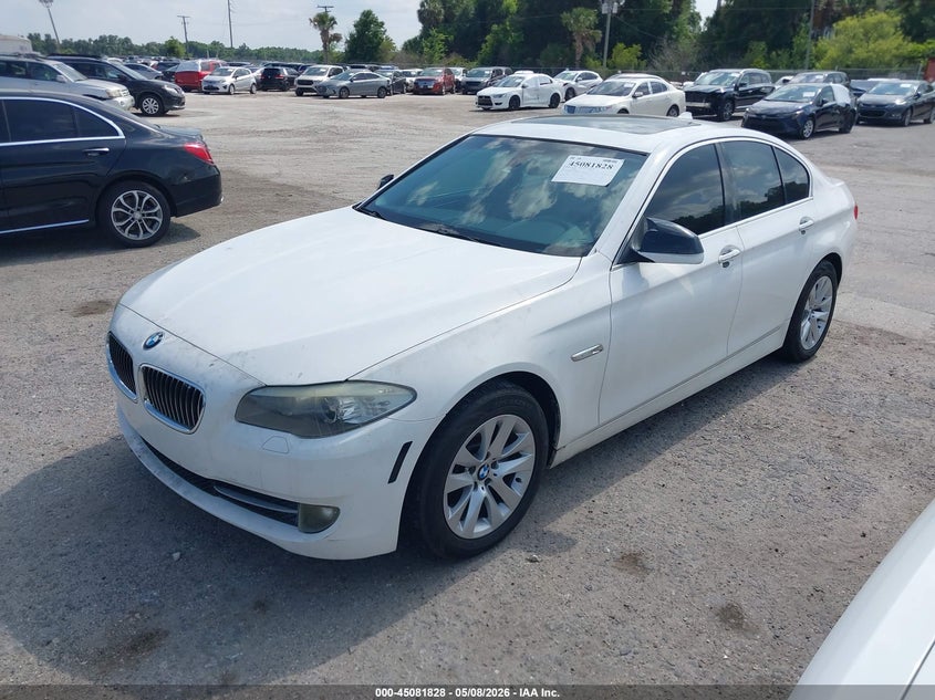 2011 BMW 5er VIN WBAFR1C55BC738758 IAAI salvage auction — NORMAL WEAR, Salvage (Texas), sold $225 on 2026-07-22 (photo 2)