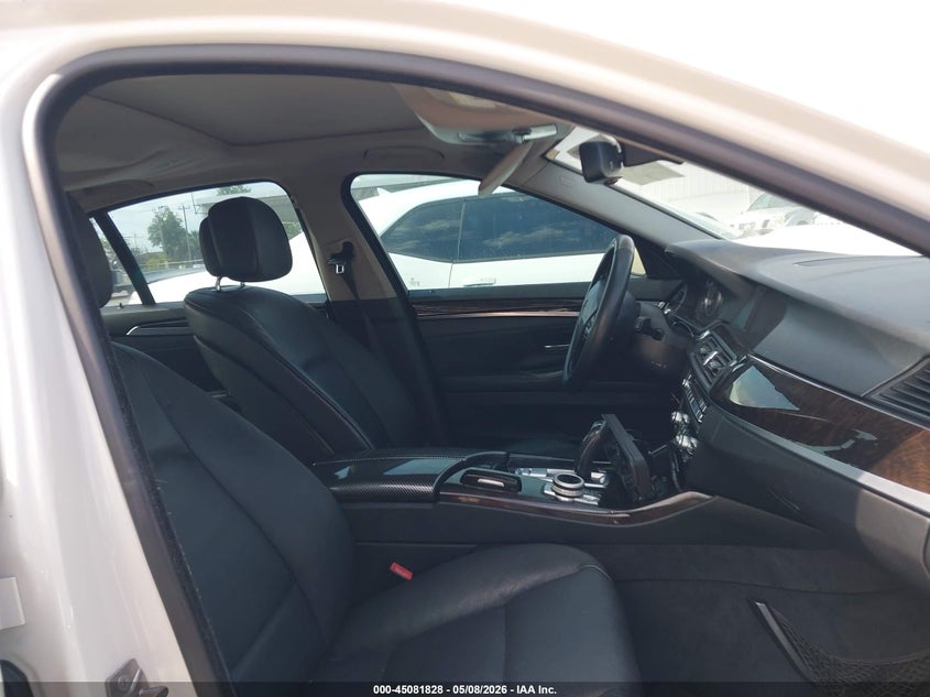 2011 BMW 5er VIN WBAFR1C55BC738758 IAAI salvage auction — NORMAL WEAR, Salvage (Texas), sold $225 on 2026-07-22 (photo 5)