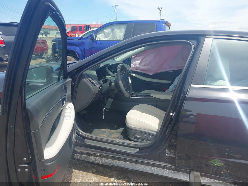 2023 Hyundai Sonata VIN KMHL64JA1PA316145 IAAI salvage auction — RIGHT SIDE, Salvage (Idaho), sold $4,200 on 2026-07-23 (photo 5)
