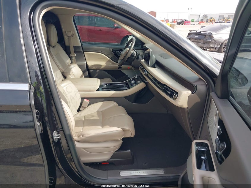 2020 Lincoln Aviator VIN 5LM5J7XC4LGL04657 IAAI salvage auction — HAIL, Original (Texas), sold $13,200 on 2026-07-15 (photo 5)